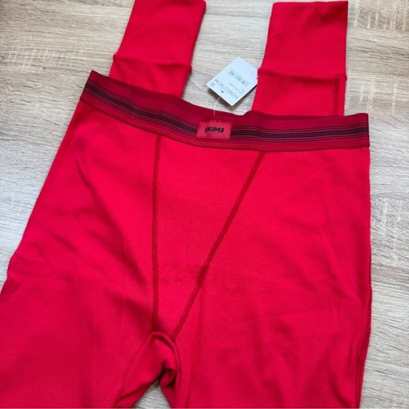 NWT SKIMS Cotton Rib Leggings Cherry Red Contrast Stitch Size Large - Picture 1 of 10